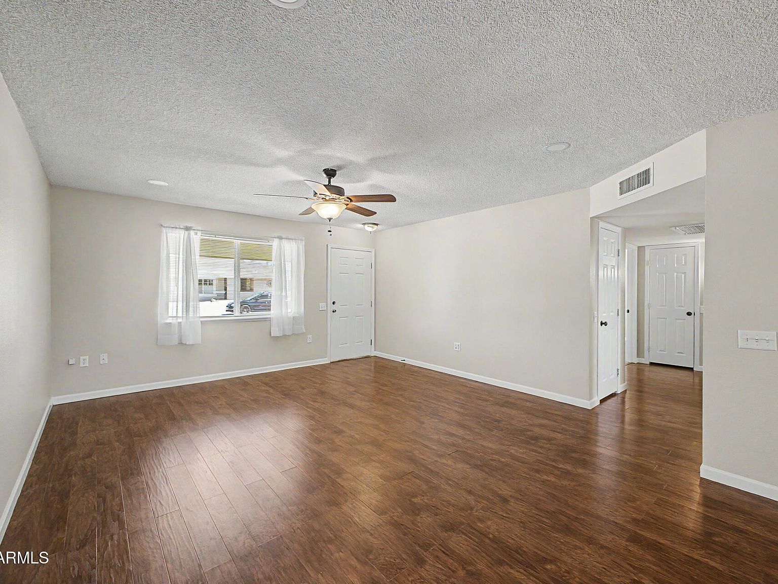 10129 W Pine Springs Dr Sun City, AZ 85373 - Thumbnail 5