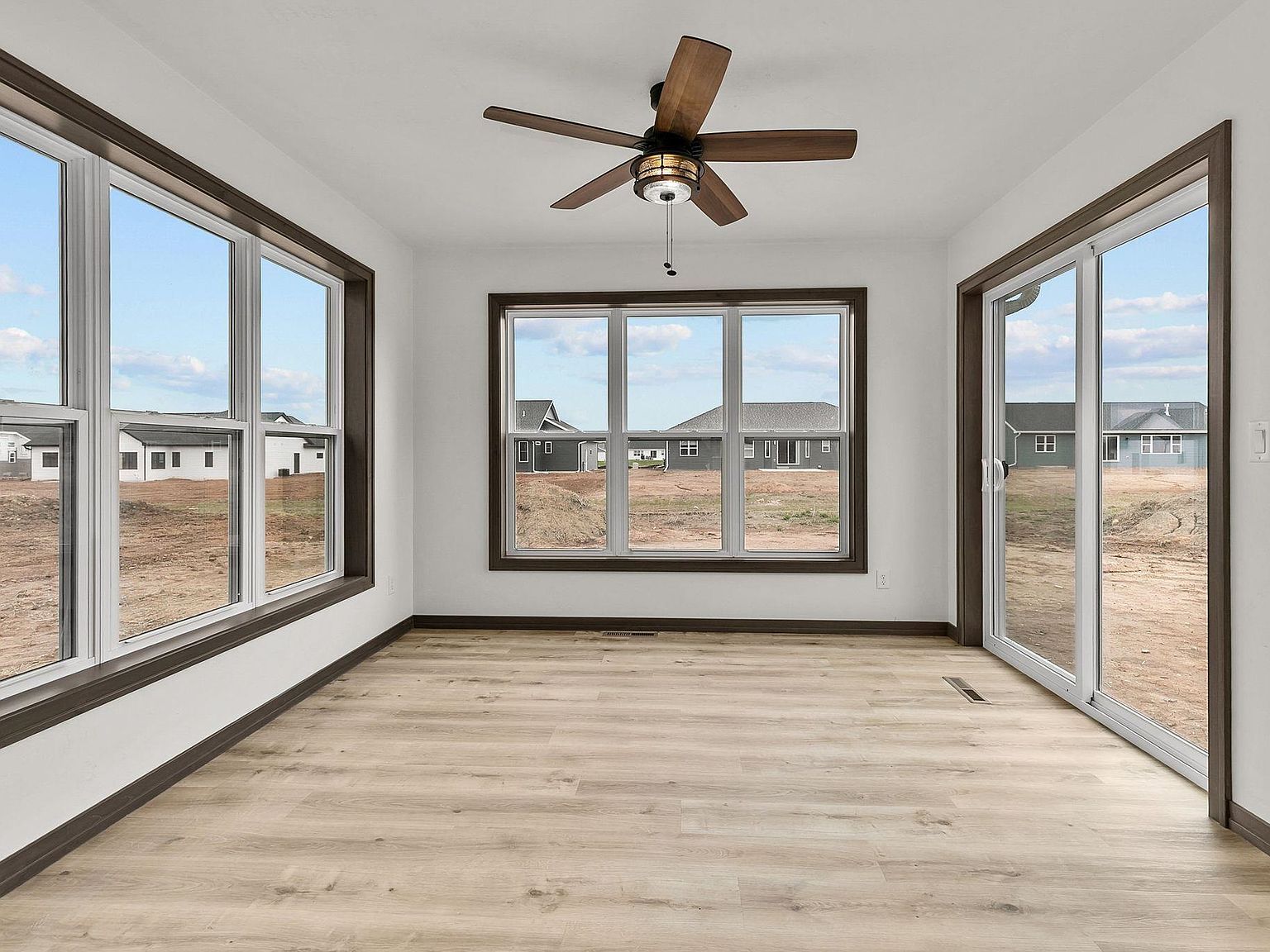 N9226 Homestead Ln Appleton, WI 54915 - Thumbnail 5