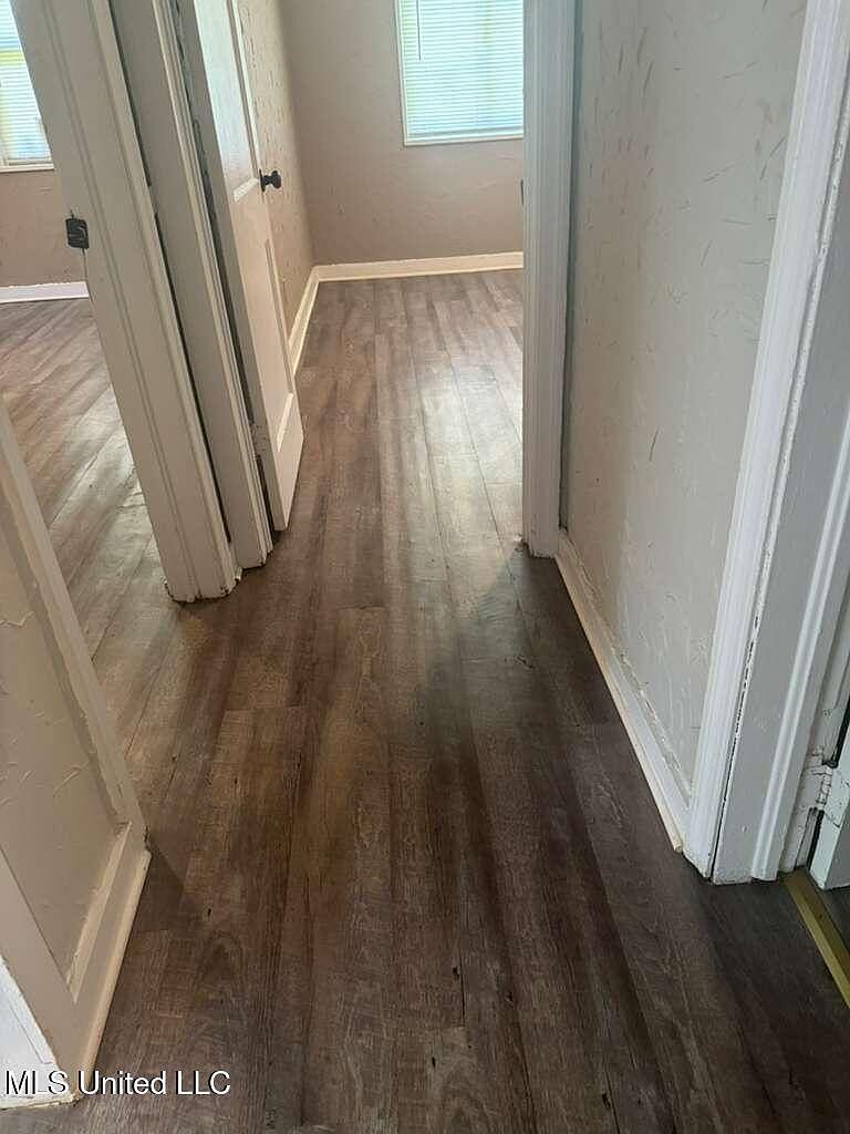 2677 Shannon St Jackson, MS 39212 - Thumbnail 5