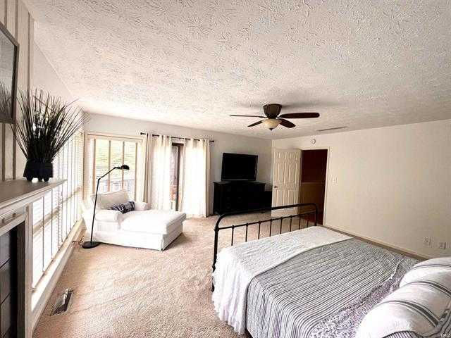 9592 South Pointe Lasalles Drive, Bloomington, IN, USA, 47401 - Thumbnail 5