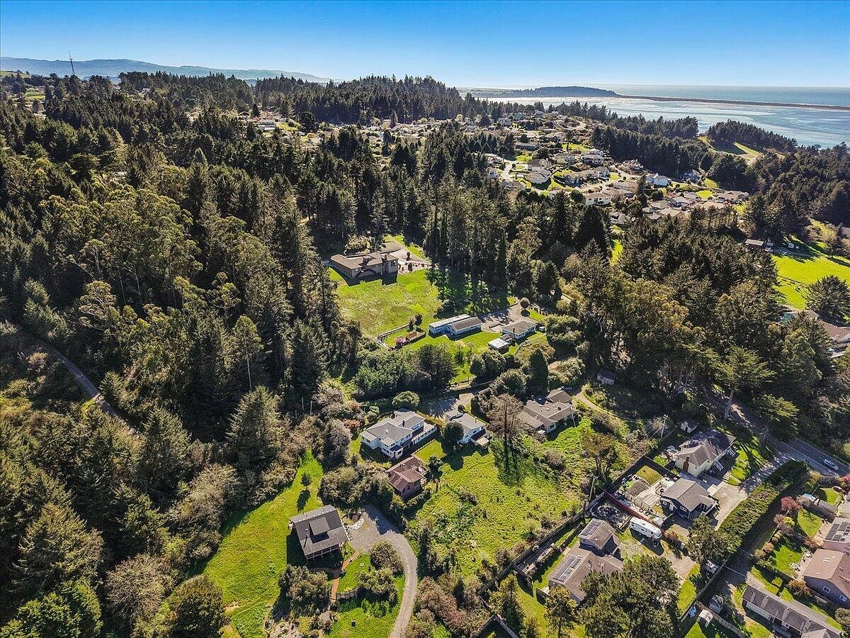 6481 Humboldt Hill Rd Eureka, CA 95503 - Thumbnail 5