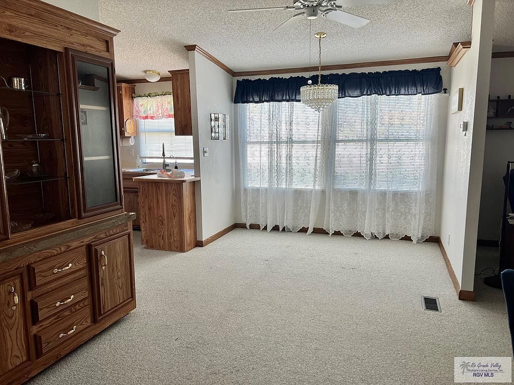 720 N Retama St La Feria, TX 78559 - Thumbnail 5