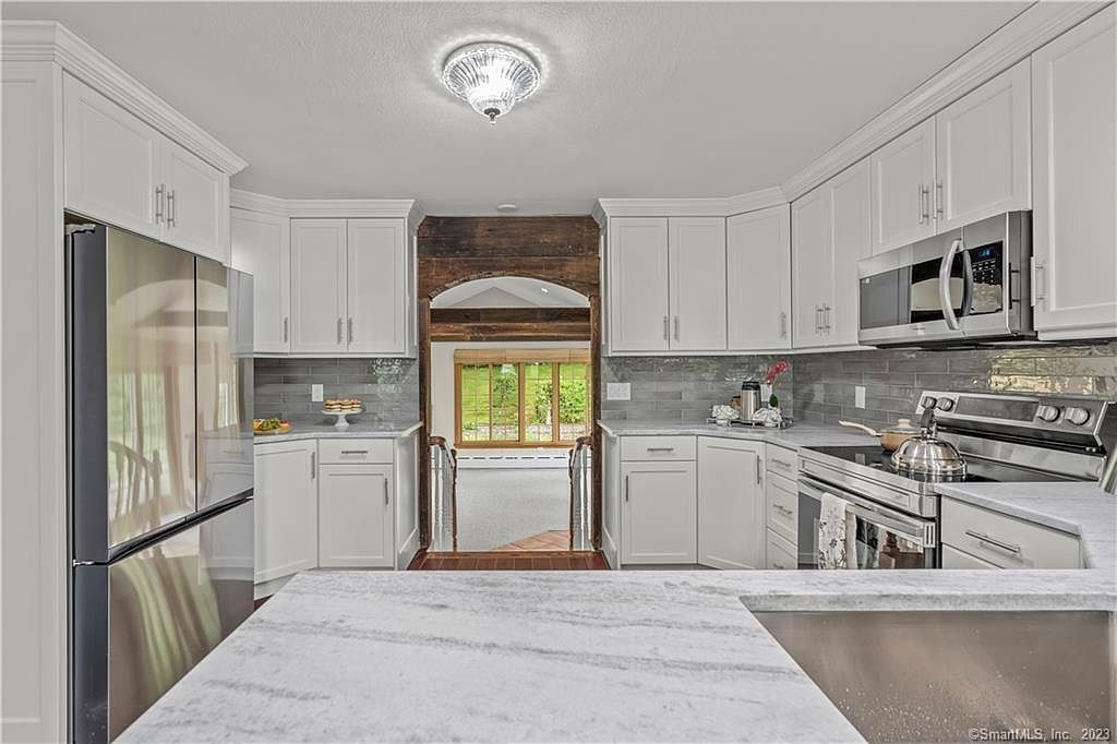 246 Annes Ct Rocky Hill, CT 06067 - Thumbnail 5