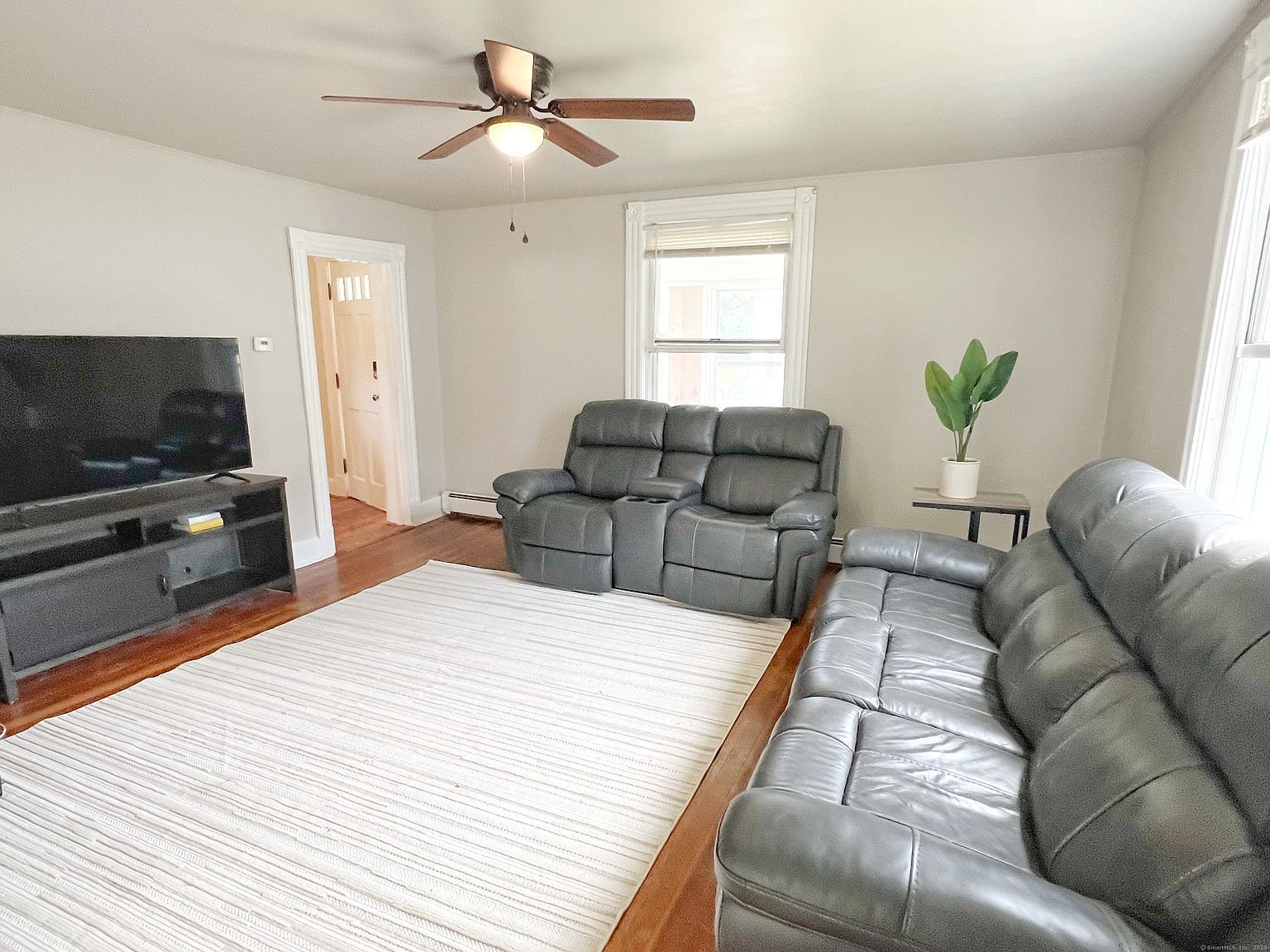 46 Glenwood St Manchester, CT 06040 - Thumbnail 5