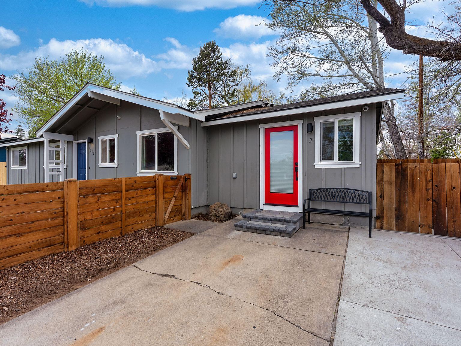 2639 NE Harvey Ln #1 & 2 Bend, OR 97701 - Thumbnail 5