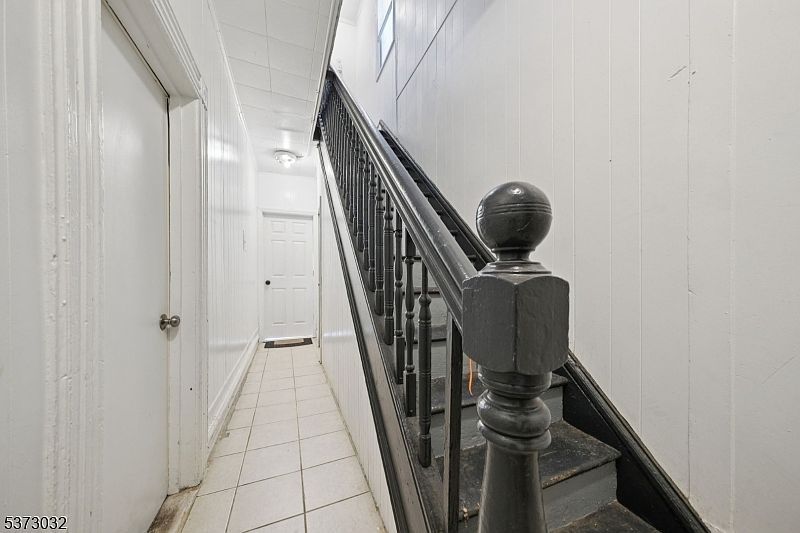 297 W Runyon St Newark, NJ 07108 - Thumbnail 5