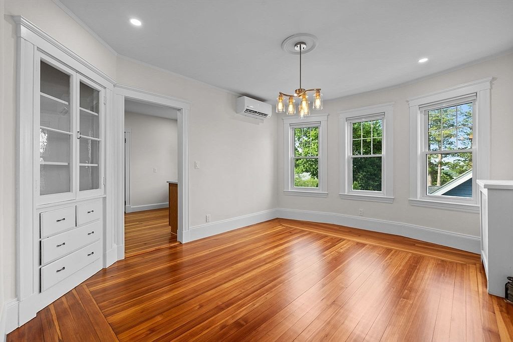 37-37-37R Fountain Rd Arlington, MA 02476 - Thumbnail 5