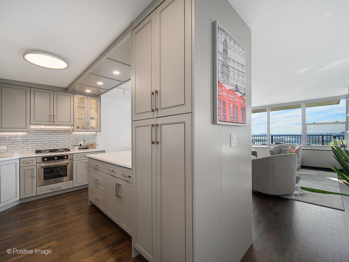 400 E Randolph St APT 3715 Chicago, IL 60601 - Thumbnail 5