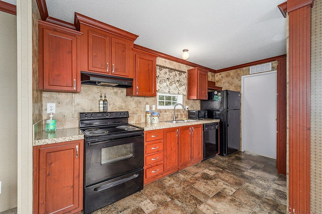 74 Pearson St Pearson, GA 31642 - Thumbnail 5