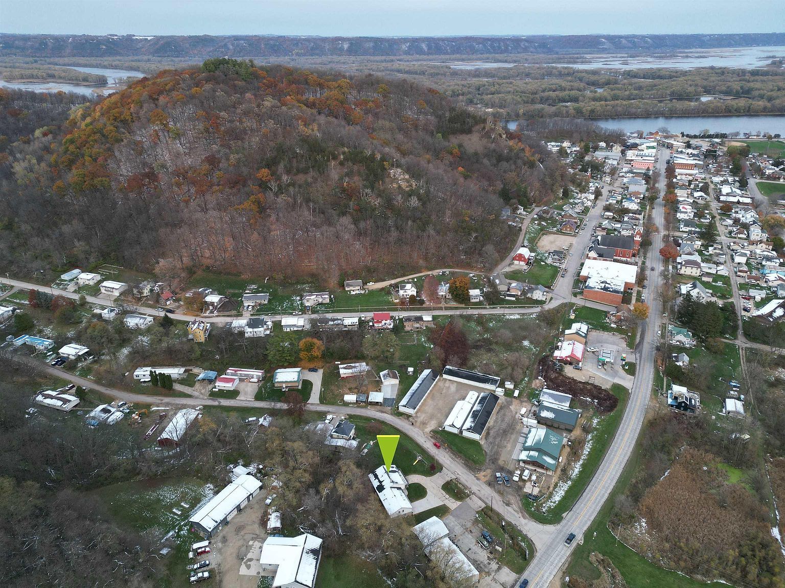 73 Shaw St Lansing, IA 52151 - Thumbnail 5