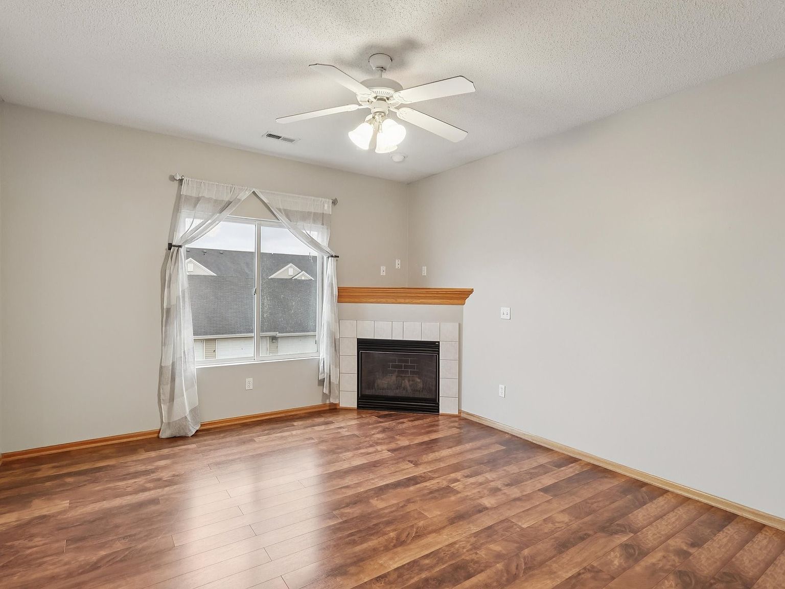 1320 SE Florence Dr UNIT 3U Waukee, IA 50263 - Thumbnail 5