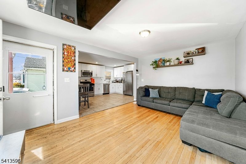 925 Essex Ave Linden, NJ 07036 - Thumbnail 5