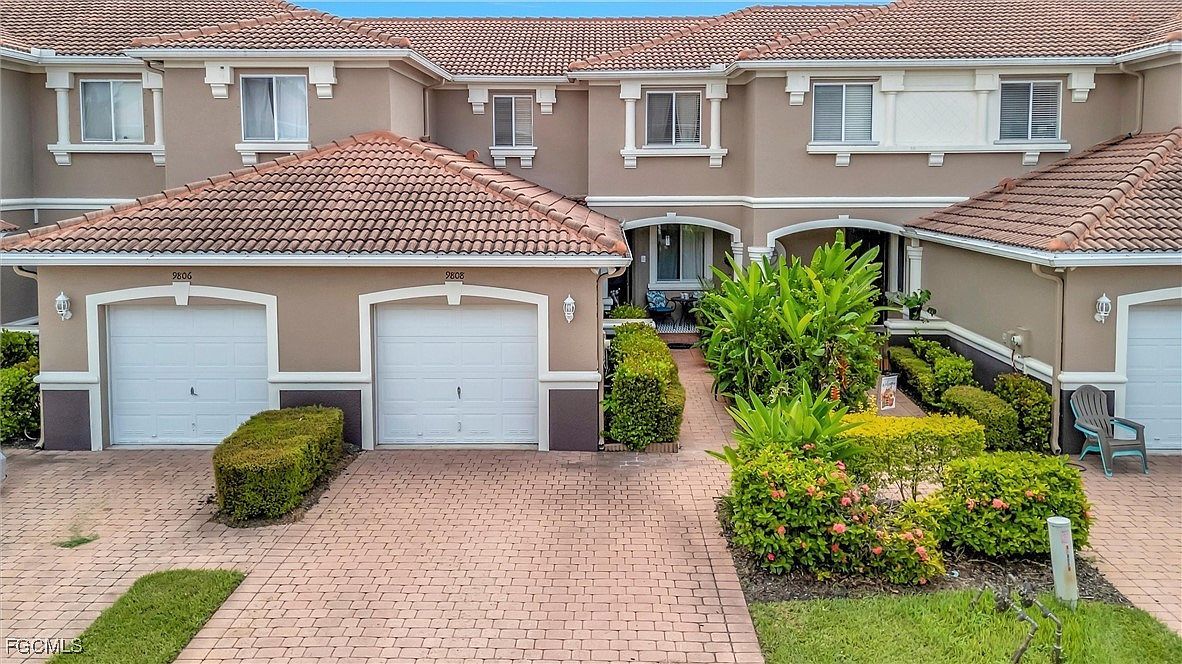 9808 Roundstone Cir Fort Myers, FL 33967 - Thumbnail 5