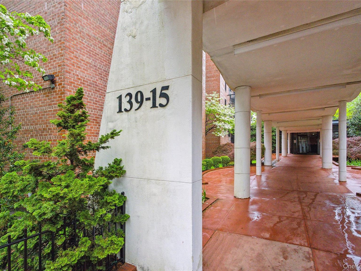 139-15 83rd Ave APT 409 Jamaica, NY 11435 - Thumbnail 5