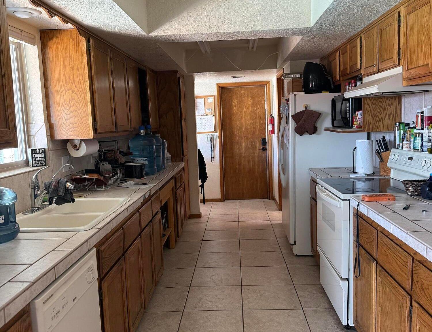 1705 Topaz Dr Lake Havasu City, AZ 86403 - Thumbnail 5