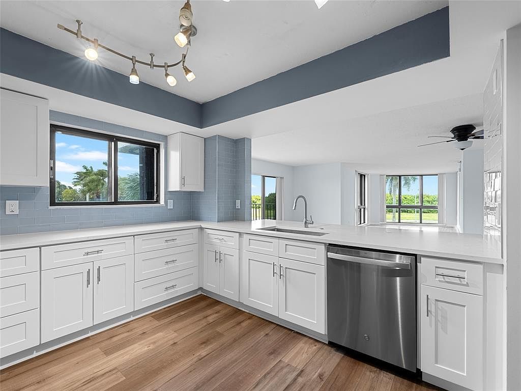 801 S Ocean Dr APT 205 Fort Pierce, FL 34949 - Thumbnail 5