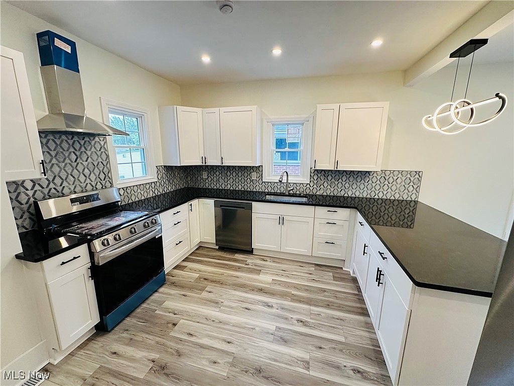 3250 W 127th St Cleveland, OH 44111 - Thumbnail 5