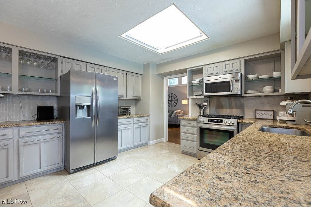 2051 Kingsborough Dr Painesville, OH 44077 - Thumbnail 5