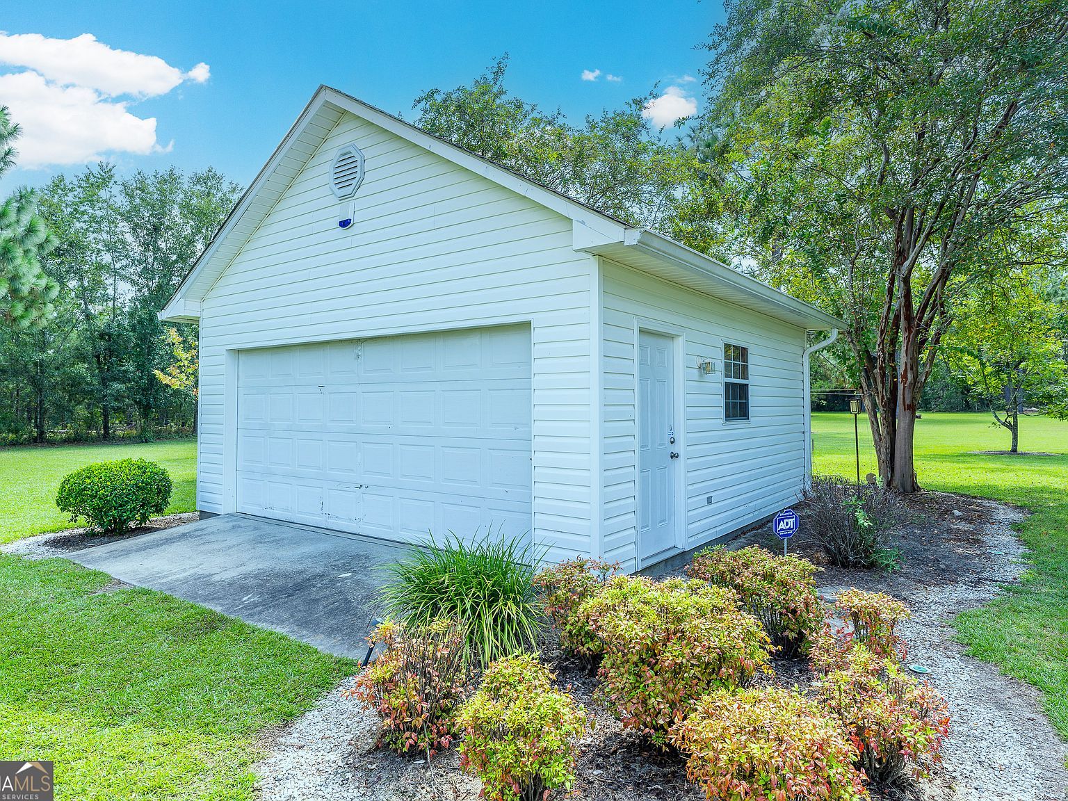 674 Forest Hills Dr Douglas, GA 31535 - Thumbnail 5