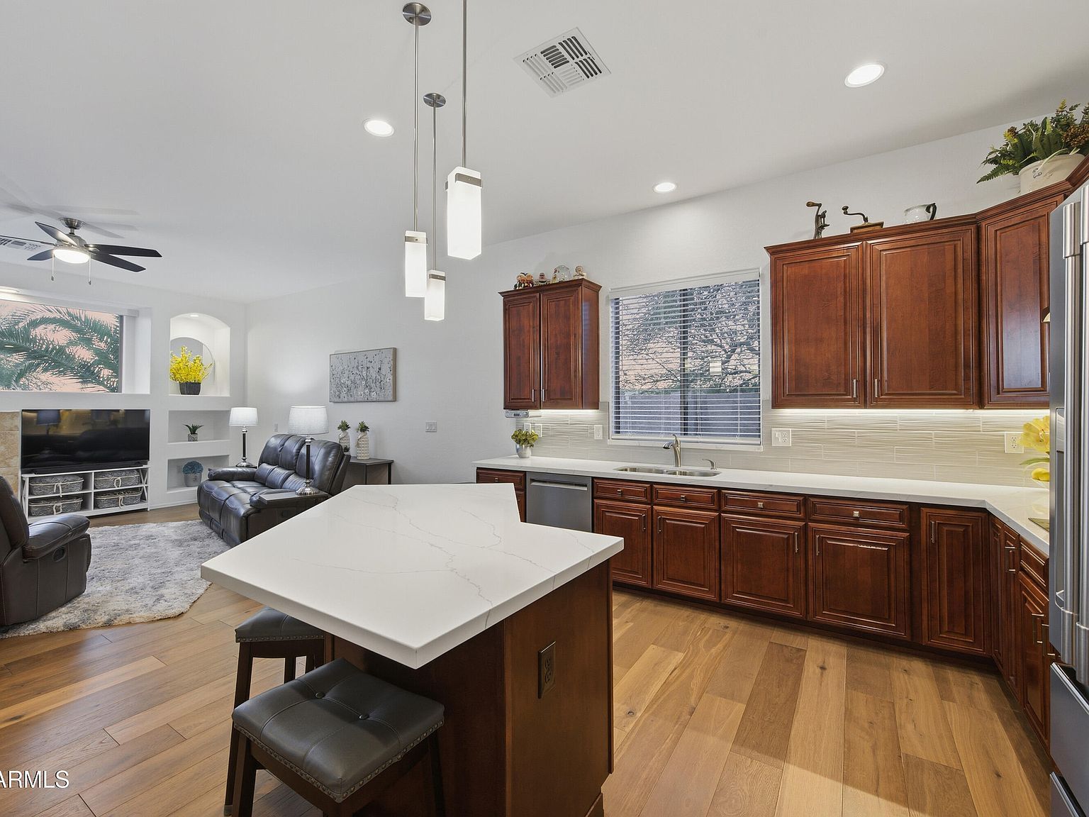 9747 E Greenway St Mesa, AZ 85207 - Thumbnail 5