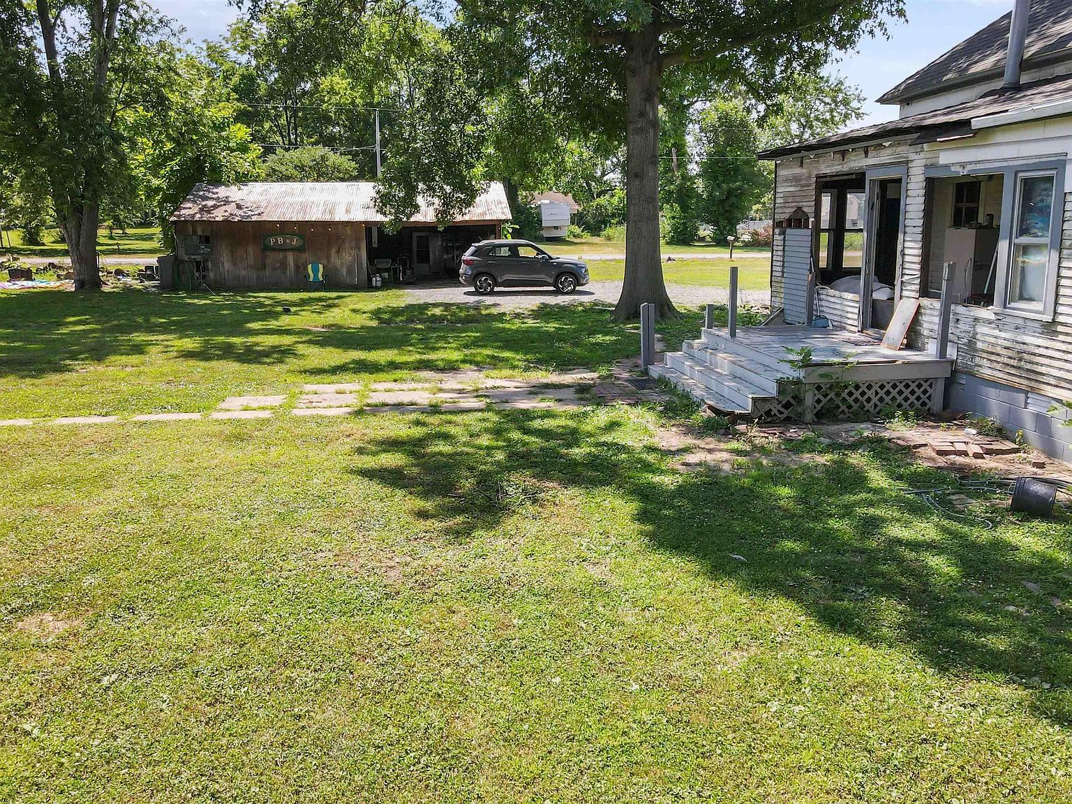 827 W Raymond St Harrisburg, IL 62946 - Thumbnail 5