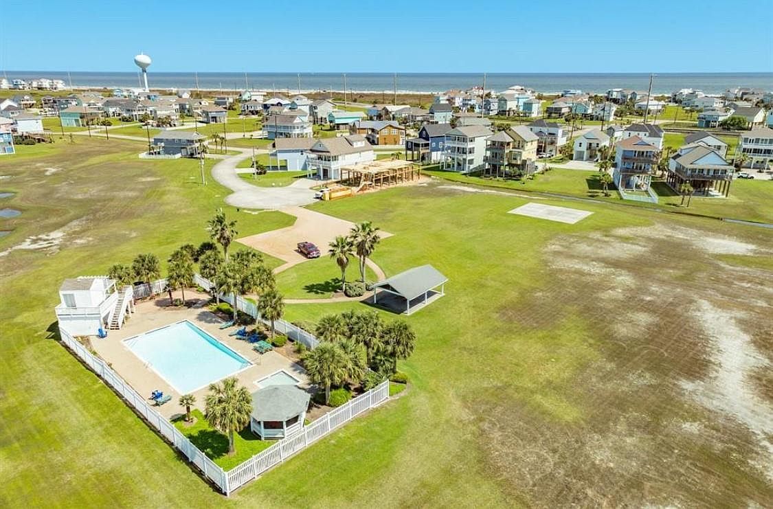 25214 Sausalito Dr Galveston, TX 77554 - Thumbnail 5