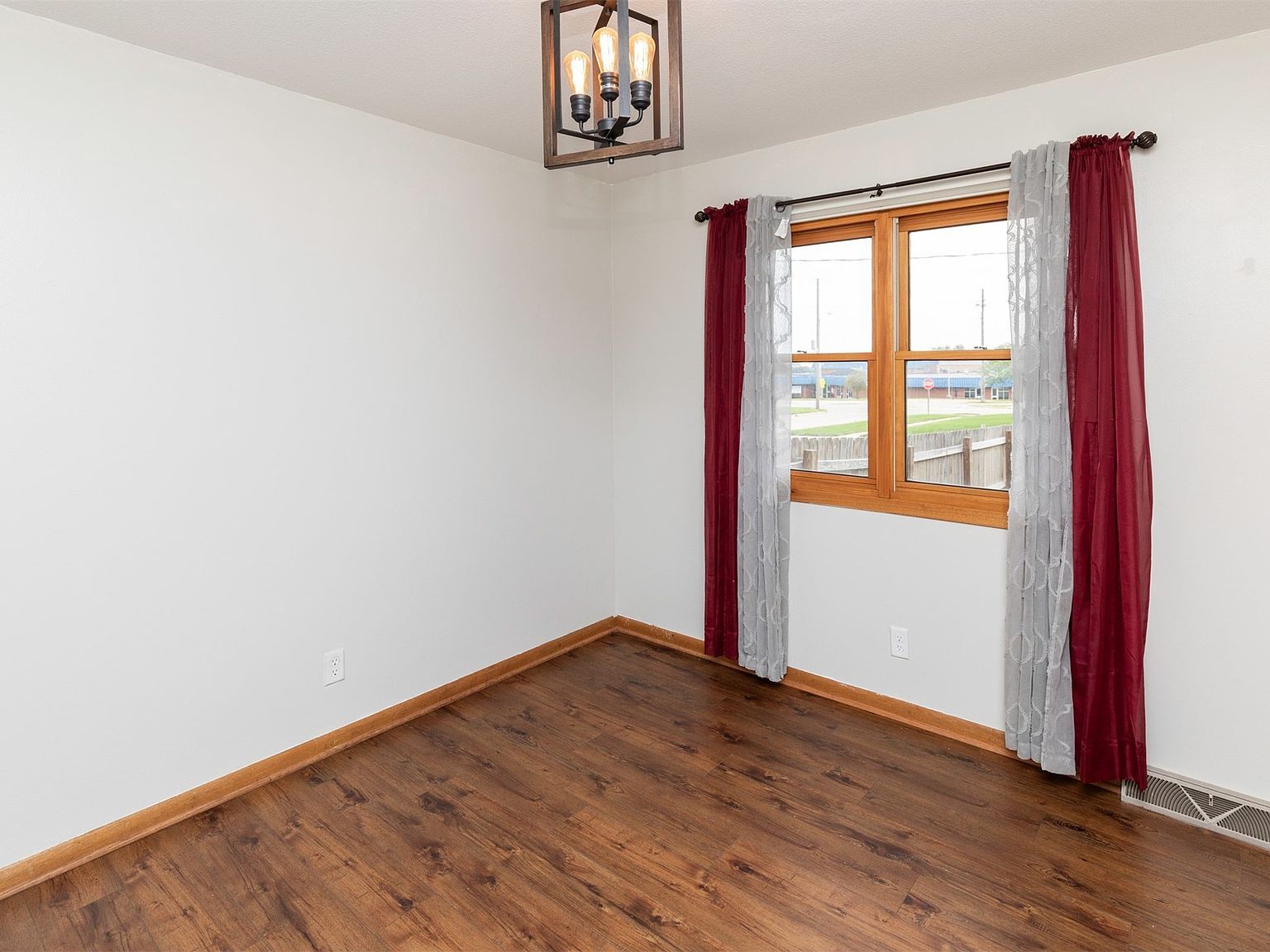 1101 SE Innsbruck Dr Ankeny, IA 50021 - Thumbnail 5