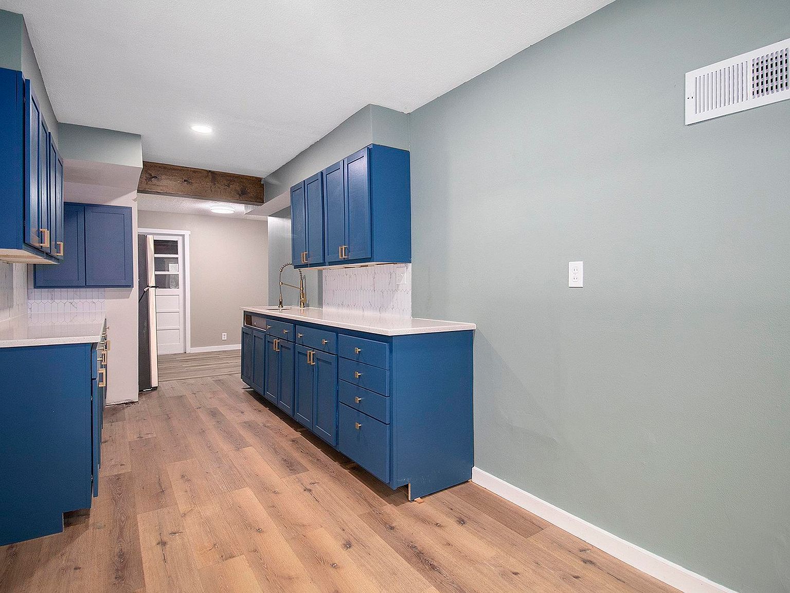 54290 Northwood Dr Elkhart, IN 46514 - Thumbnail 5