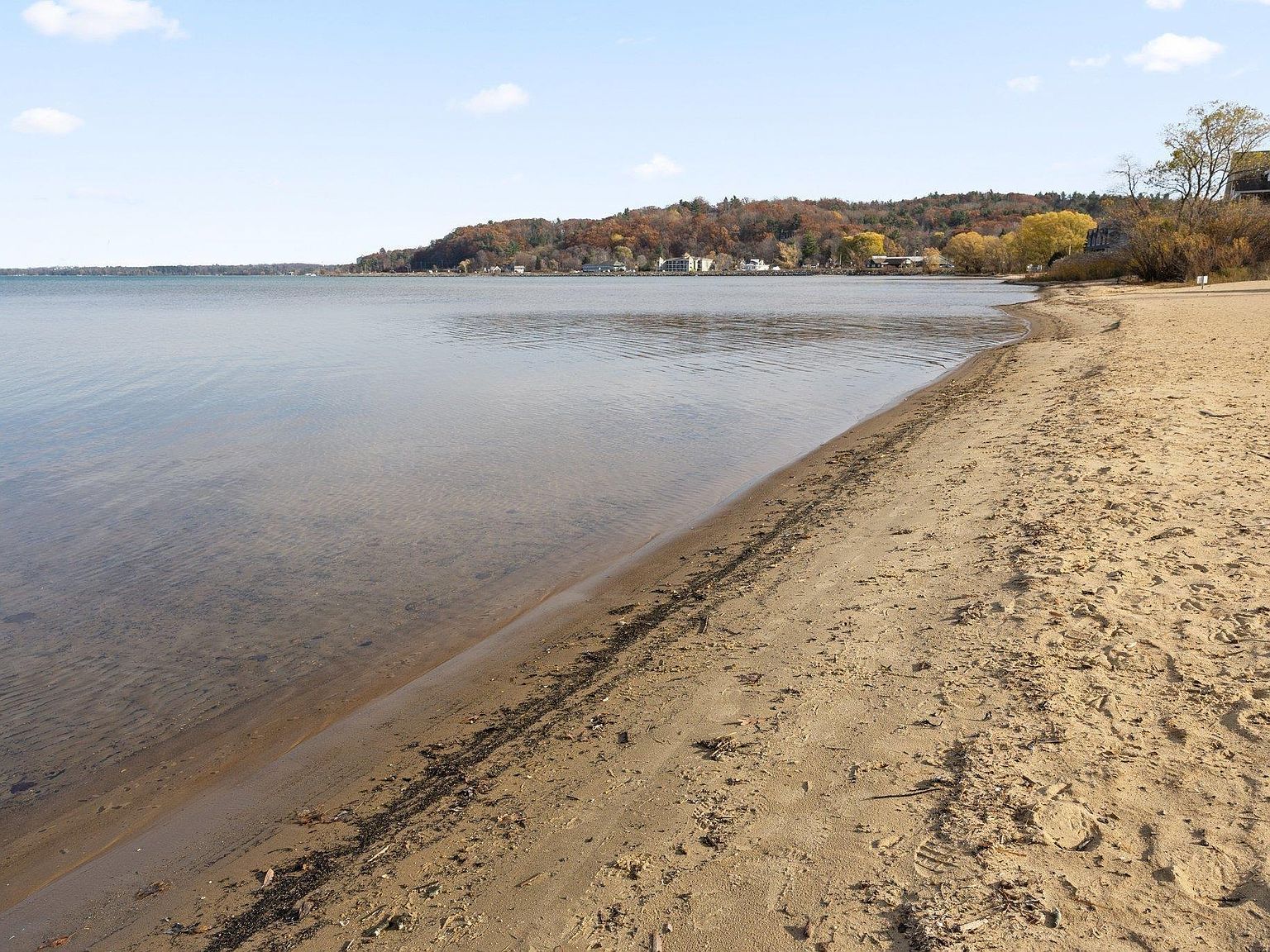 2305 N Us Highway 31 N #203 Traverse City, MI 49686 - Thumbnail 5