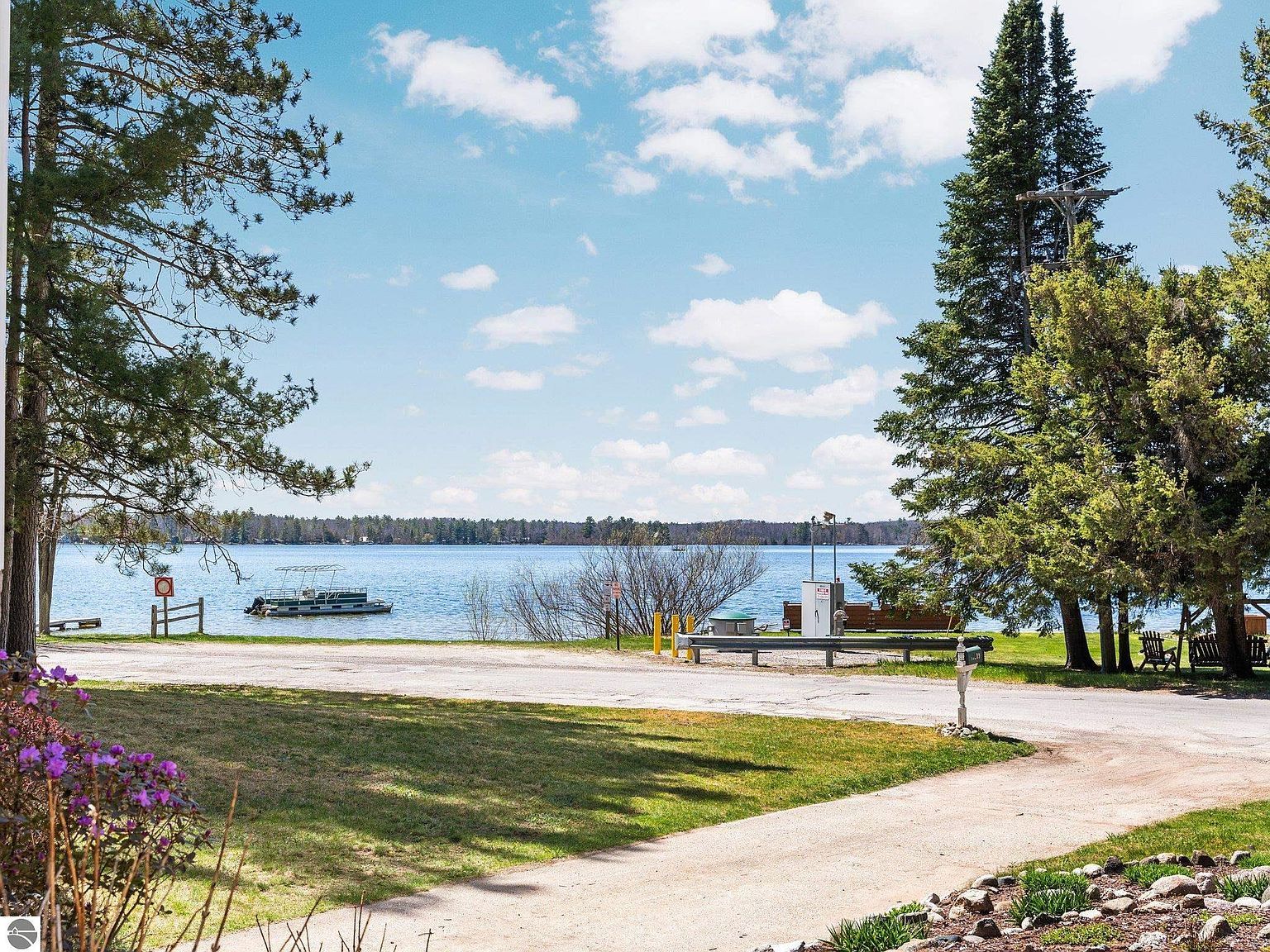 10239 Grand Kal Rd SW Fife Lake, MI 49633 - Thumbnail 5