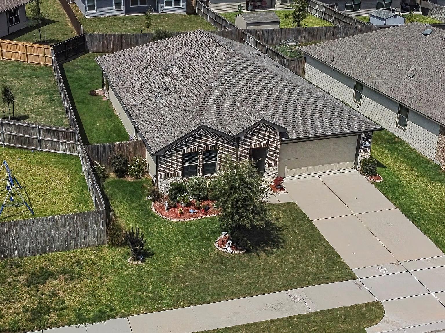 105 Blanco Dr Huntsville, TX 77340 - Thumbnail 5