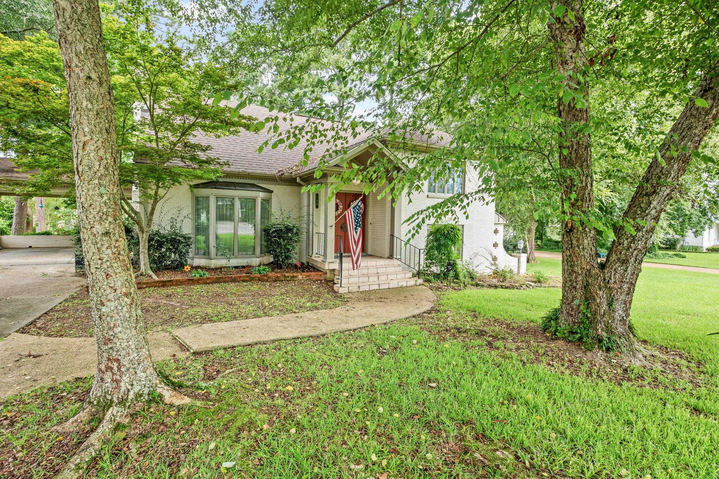 700 Lakeshore Drive, McComb, MS, USA, 39648 - Thumbnail 5