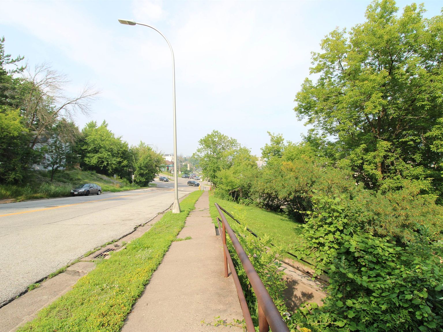 W 3rd St Duluth, MN 55806 - Thumbnail 5