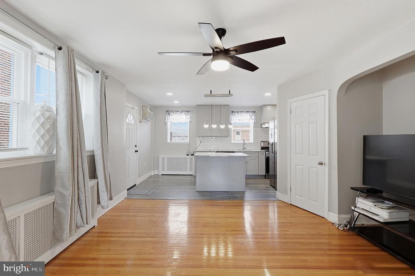 1113 Tyson Ave Philadelphia, PA 19111 - Thumbnail 5