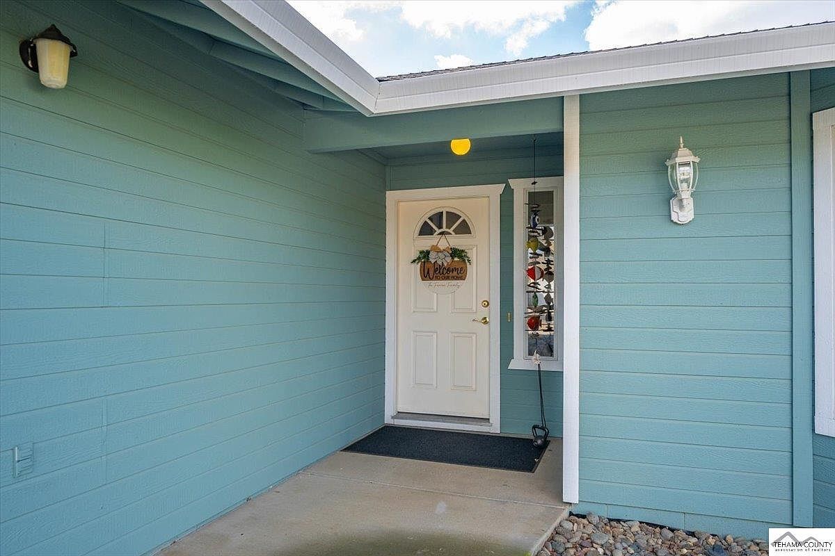 19413 Little Valley Dr Cottonwood, CA 96022 - Thumbnail 5