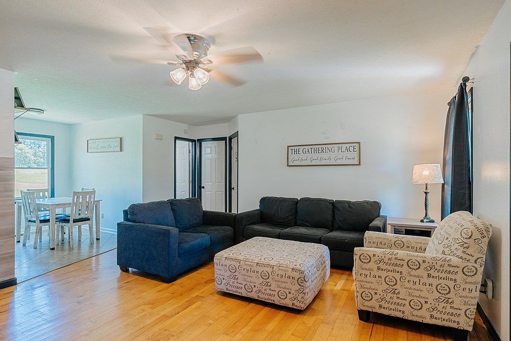 515 Beeny Rd Manitou, KY 42436 - Thumbnail 5