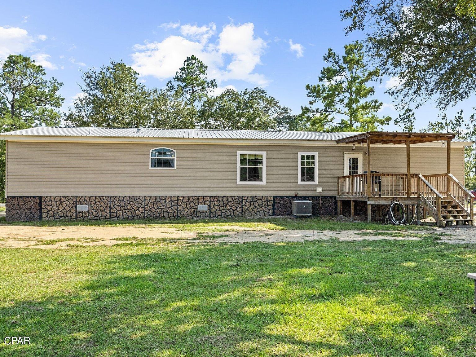 7136 Providence Church Rd Grand Ridge, FL 32442 - Thumbnail 5