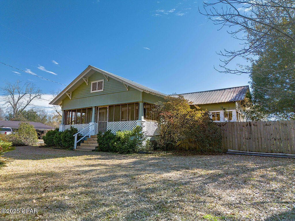 804 8th St Chipley, FL 32428 - Thumbnail 5