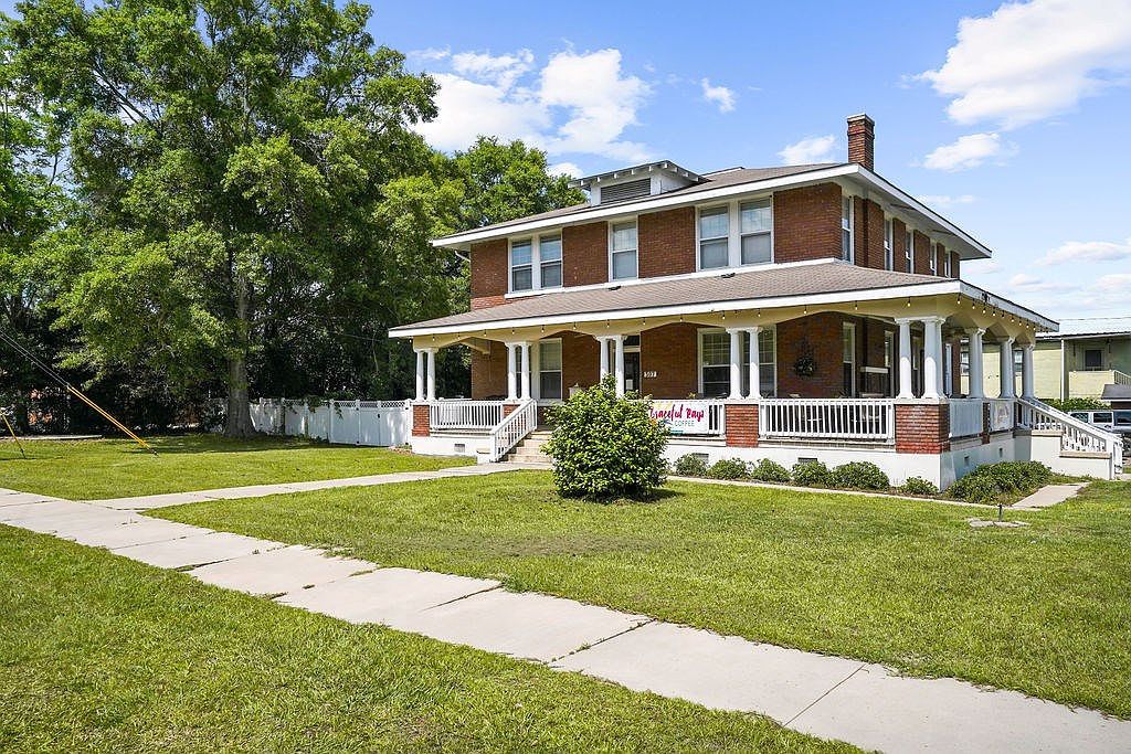 307 S Academy St Geneva, AL 36340 - Thumbnail 5