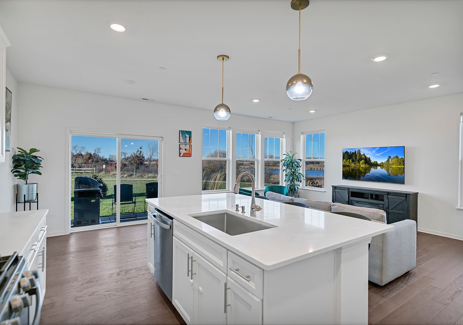 3202 Martini St Mundelein, IL 60060 - Thumbnail 5