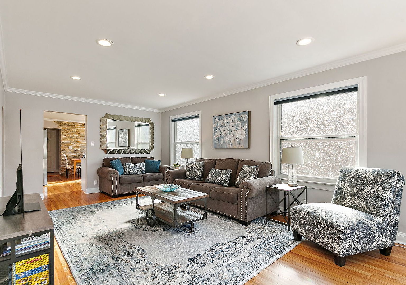 2627 Clarke St River Grove, IL 60171 - Thumbnail 5