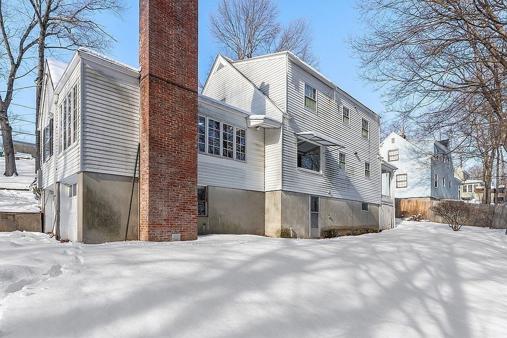 93 Fitch Hill Ave Fitchburg, MA 01420 - Thumbnail 5