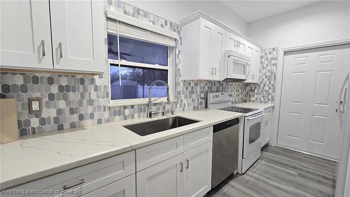 920 Tea Rose St Lake Placid, FL 33852 - Thumbnail 5