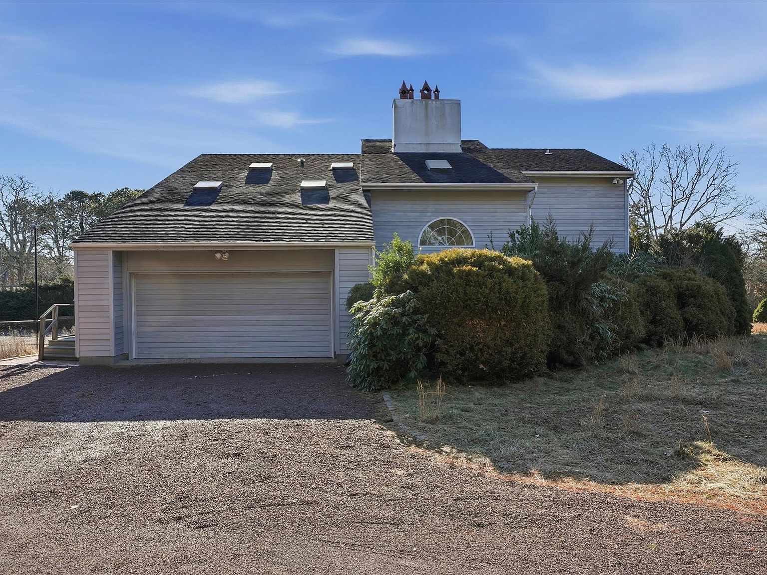 103 Middle Pond Rd Southampton, NY 11968 - Thumbnail 5