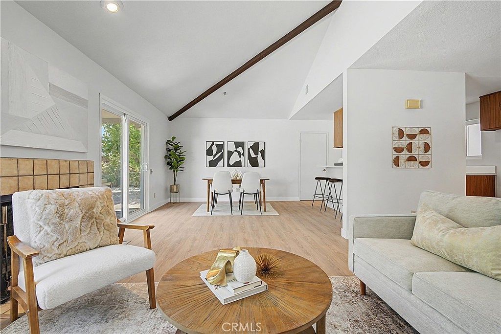 1360 E Gem Cir Palm Springs, CA 92262 - Thumbnail 5