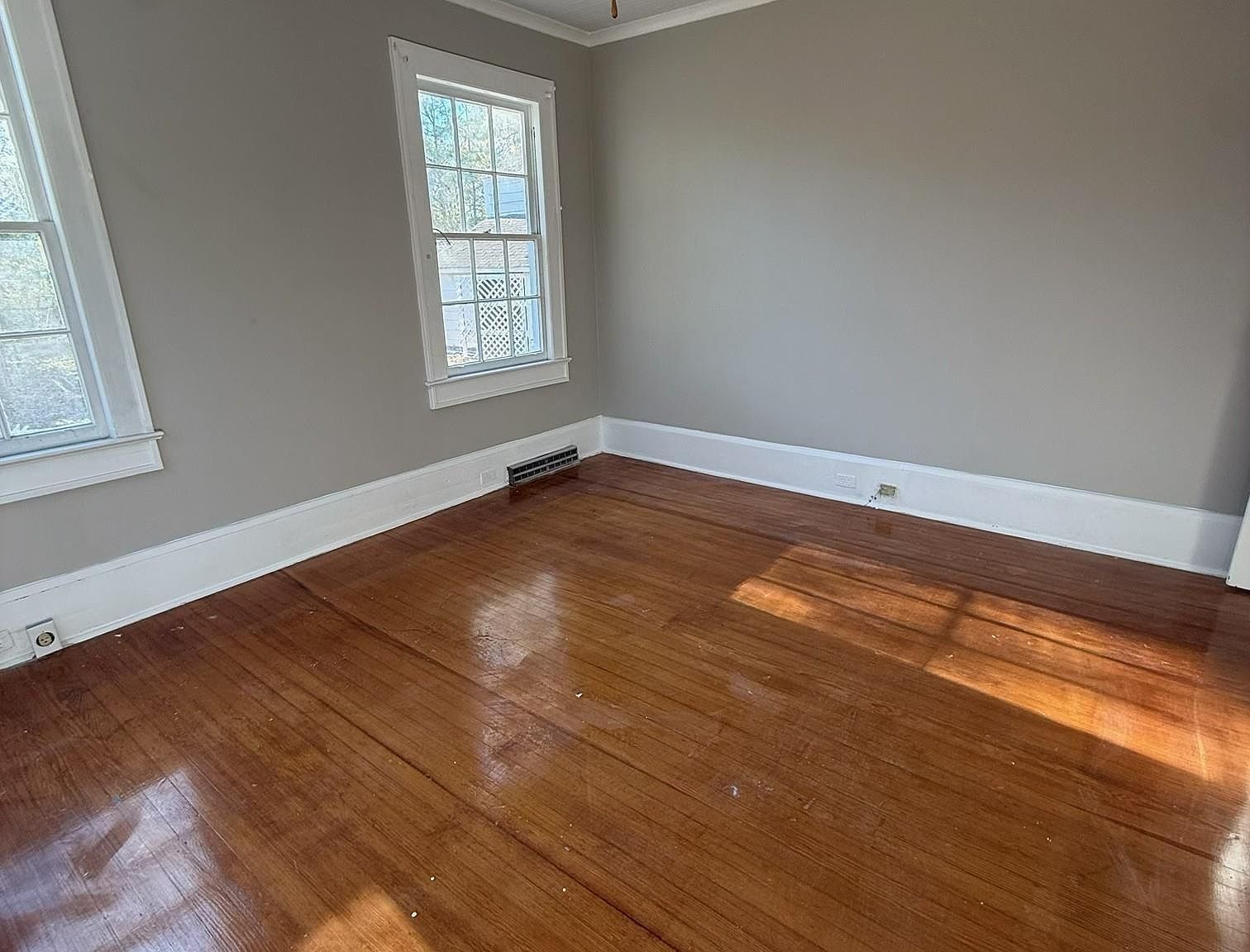 305 E Bamberg St Latta, SC 29565 - Thumbnail 5