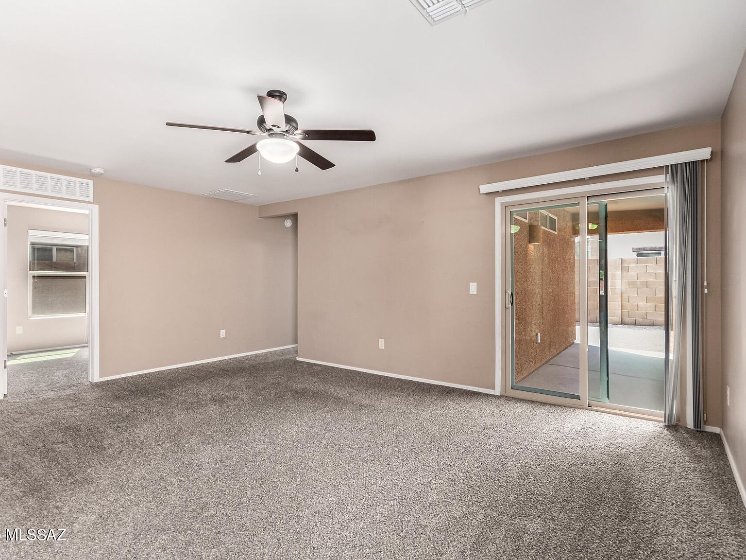 8751 N Black Pine Dr Tucson, AZ 85743 - Thumbnail 5