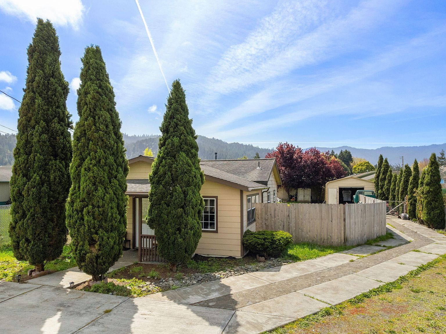 321 Painter St Rio Dell, CA 95562 - Thumbnail 5