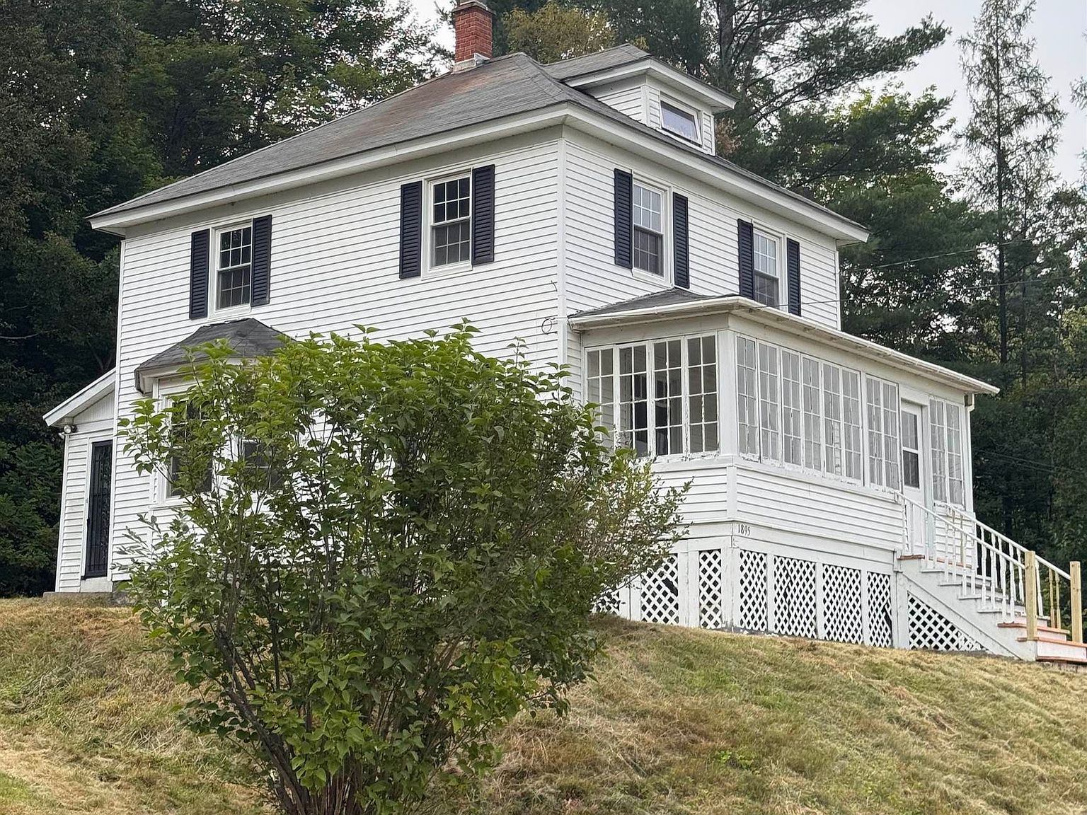 1895 Riverside Dr Berlin, NH 03570 - Thumbnail 5