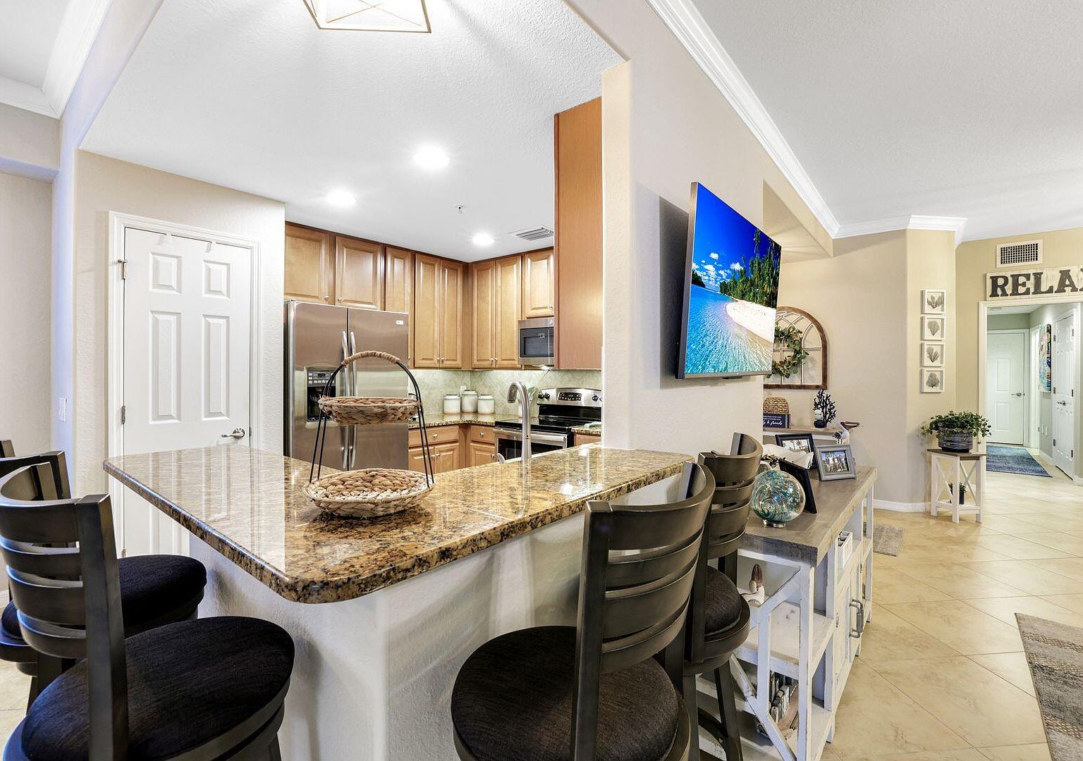 7878 Clemson St APT 102 Naples, FL 34104 - Thumbnail 5